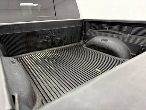 Used 2019 RAM 1500 Laramie RWD image 16