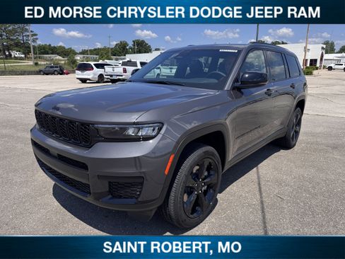 New 2025 Jeep Grand Cherokee L Altitude AWD/4WD image 1