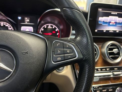 Used 2018 Mercedes-Benz C 300 Sedan image 18