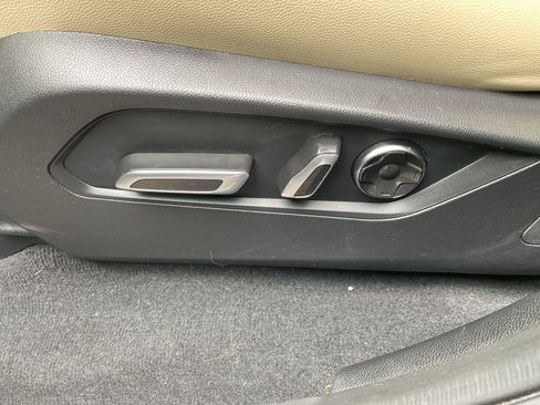 Used 2023 Acura MDX SH-AWD image 10