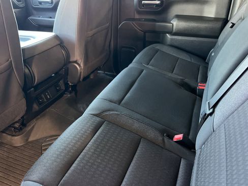 Used 2024 Chevrolet Silverado 1500 Custom Trail Boss w/ LPO, Dark Essentials Package AWD/4WD image 5