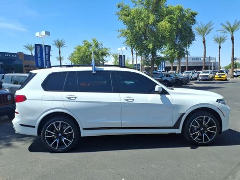Used 2021 BMW X7 xDrive40i w/ M Sport Package AWD/4WD image 3