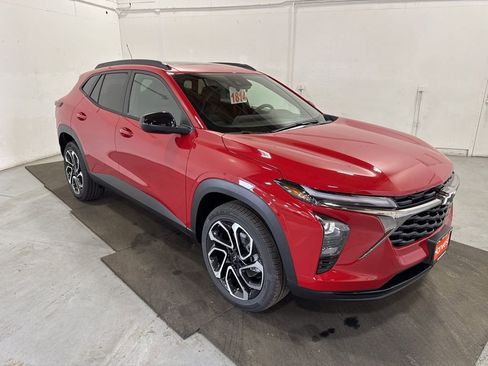 New 2026 Chevrolet Trax RS w/ Sunroof Package image 1