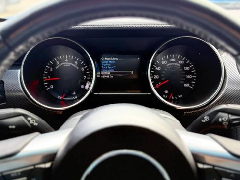 Used 2019 Ford Mustang GT RWD image 19