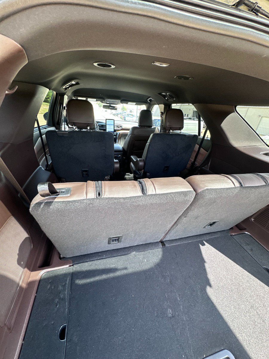 Used 2023 Ford Explorer King Ranch w/ Technology Package AWD/4WD image 29