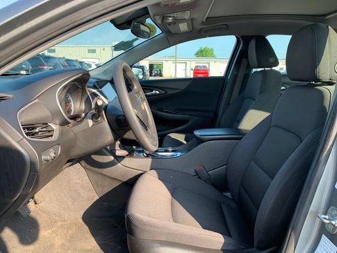 Used 2024 Chevrolet Malibu LT FWD image 15