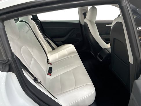 Certified 2023 Tesla Model 3 Standard Range RWD image 11