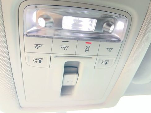 Used 2015 Audi Q3 2.0T Prestige image 20