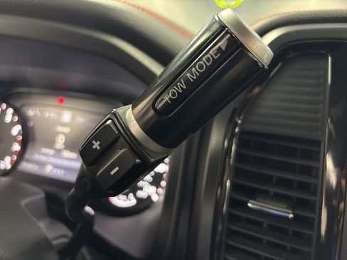 Used 2021 Nissan Titan PRO-4X w/ Pro-4x Utility Package image 37