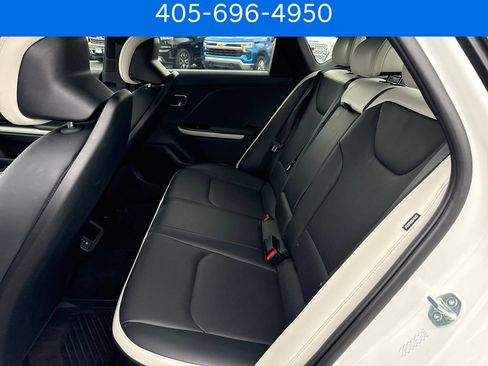 Used 2025 Kia K4 EX w/ GT-Line Premium Package FWD image 32