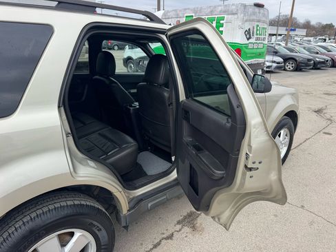 Used 2012 Ford Escape XLT image 12