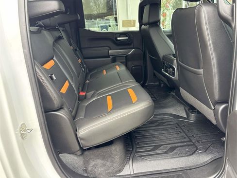 Used 2019 GMC Sierra 1500 AT4 w/ AT4 Premium Package image 16