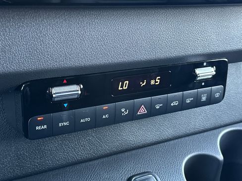 New 2025 Mercedes-Benz Sprinter 2500 image 21