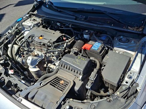 Used 2023 Honda Civic Sport image 28