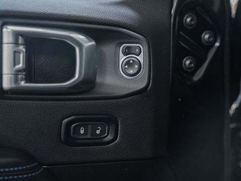 Used 2024 Jeep Wrangler Unlimited Rubicon 4xe AWD/4WD image 53