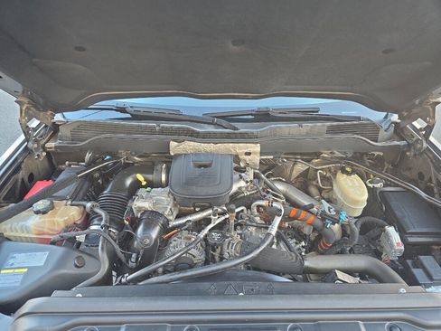 Used 2015 Chevrolet Silverado 2500 LT w/ LT Convenience Package image 25