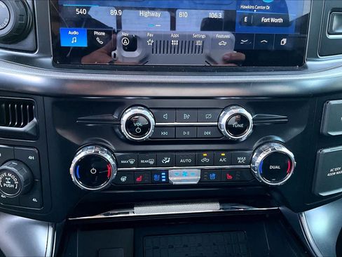 Used 2024 Ford F150 Lariat w/ Equipment Group 502A High AWD/4WD image 28
