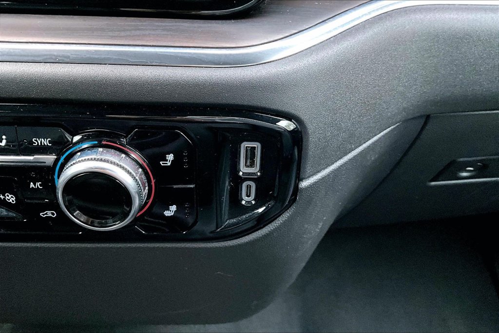Used 2025 GMC Sierra 1500 SLT RWD image 30