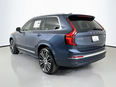 New 2026 Volvo XC90 B5 Core AWD/4WD image 7