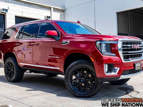 Used 2022 GMC Yukon SLT w/ SLT Premium Package RWD image 1