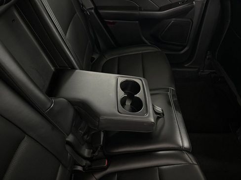 Used 2025 Ford Escape Platinum image 22