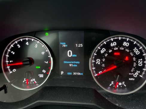 Used 2020 Toyota RAV4 XLE w/ Convenience Package FWD image 24