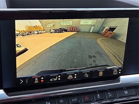 New 2026 Chevrolet Silverado 1500 LTZ w/ LTZ Premium Package image 17