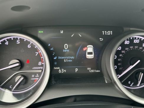 Used 2024 Toyota Camry XLE image 12