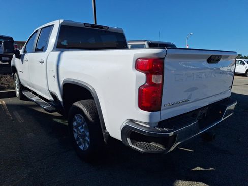 Used 2024 Chevrolet Silverado 2500 LT image 4