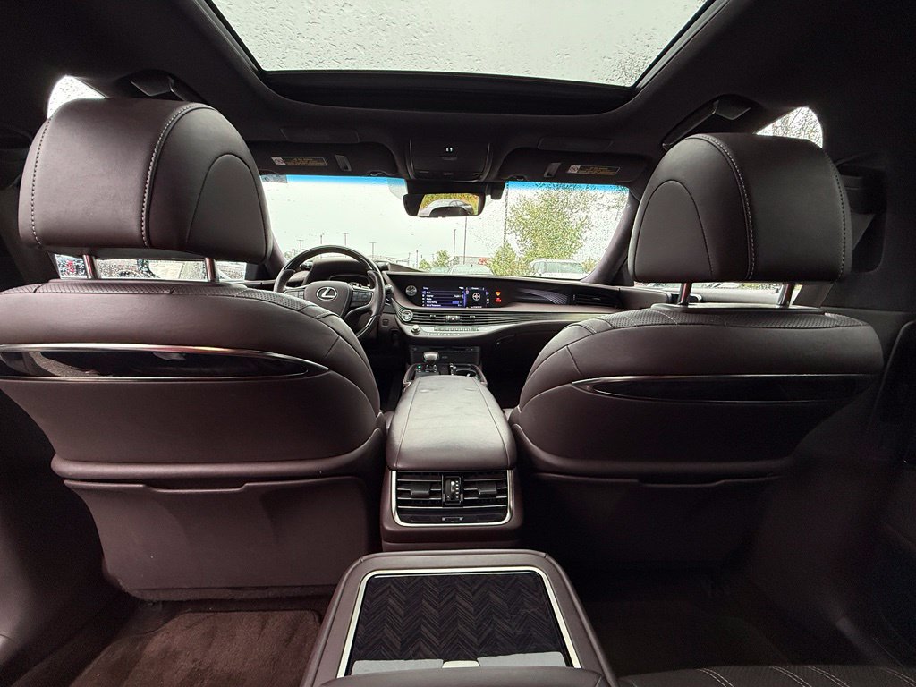 Used 2018 Lexus LS 500 w/ Luxury Package RWD image 45