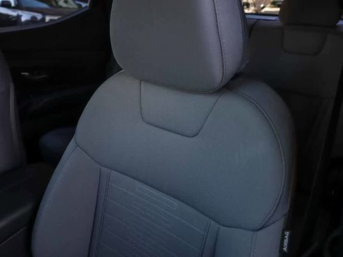 Used 2023 Hyundai Santa Cruz SEL AWD/4WD image 29