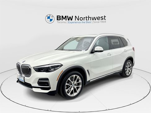 Used 2022 BMW X5 xDrive40i w/ Premium Package image 1