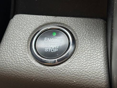 Used 2018 Ford F150 Lariat w/ Equipment Group 501A Mid AWD/4WD image 21