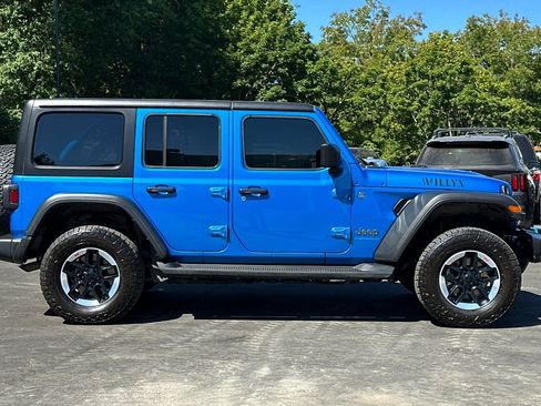 Used 2024 Jeep Wrangler Unlimited AWD/4WD image 3