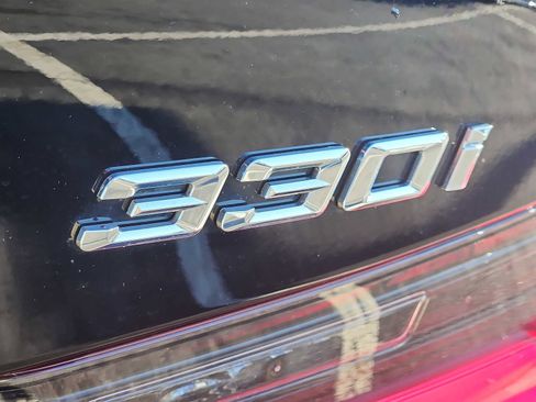 Used 2025 BMW 330i xDrive Sedan w/ Convenience Package image 28