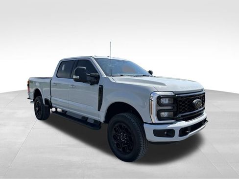 Used 2025 Ford F250 XLT w/ Black Appearance Package AWD/4WD image 26