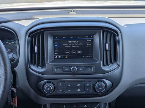 Used 2019 Chevrolet Colorado W/T w/ WT Convenience Package RWD image 18