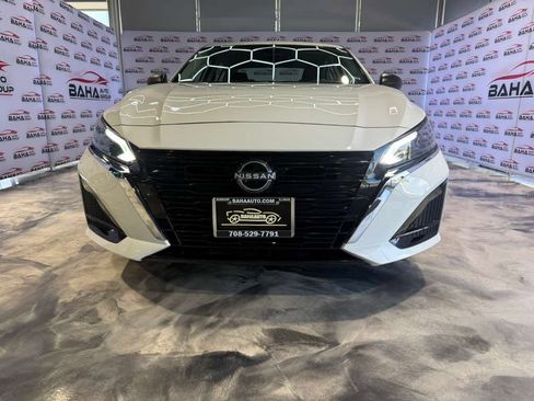 Used 2025 Nissan Altima 2.5 SV image 7