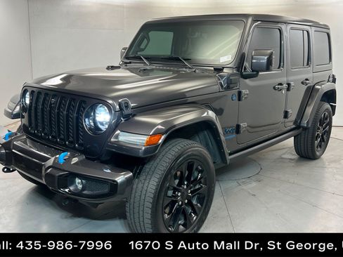 Used 2021 Jeep Wrangler Unlimited Sahara AWD/4WD image 1