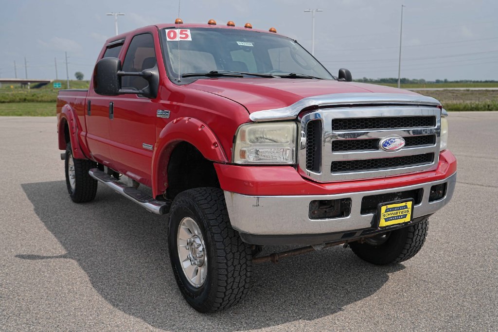 Used 2005 Ford F350 XLT AWD/4WD image 4