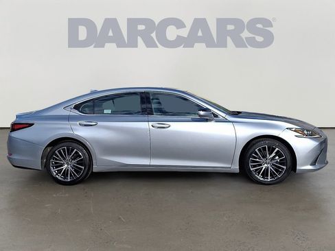 Used 2024 Lexus ES 350 w/ Premium Package image 7