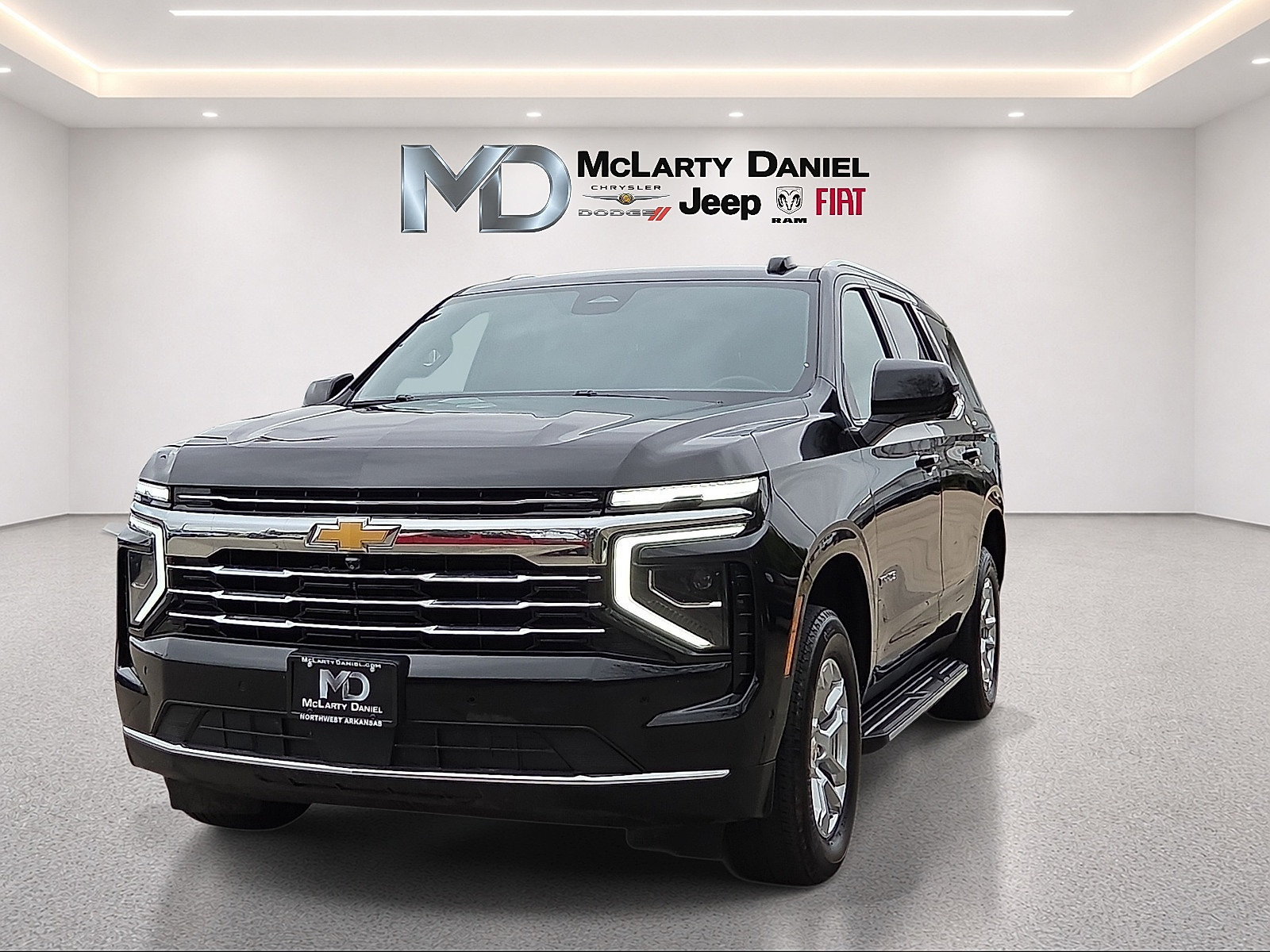 Used 2025 Chevrolet Tahoe LT AWD/4WD image 2