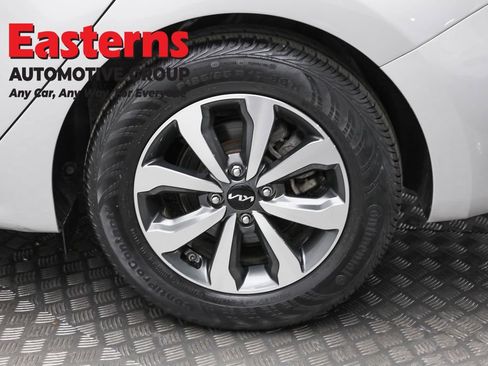 Used 2023 Kia Rio S w/ Technology Package image 8