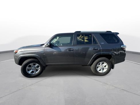 Used 2021 Toyota 4Runner SR5 AWD/4WD image 53