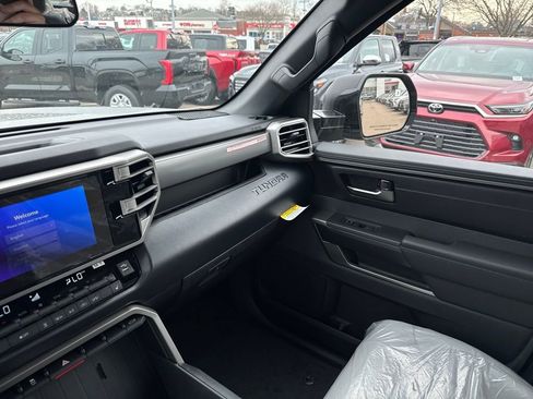 New 2026 Toyota Tundra SR5 AWD/4WD image 31