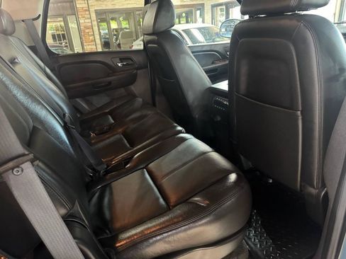 Used 2008 Chevrolet Tahoe LT w/ LT Preferred Equipment Group RWD image 11