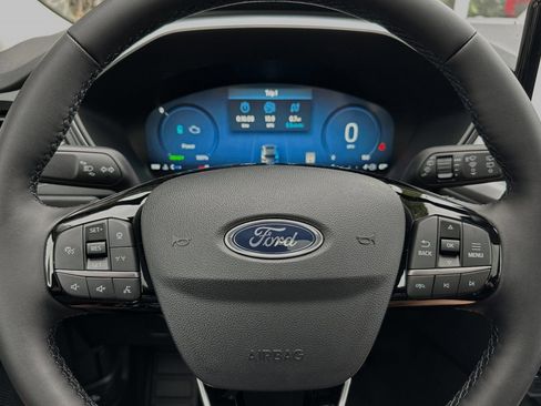 New 2024 Ford Escape SE w/ PHEV Premium Package image 21