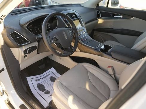 Used 2018 Lincoln MKX Reserve w/ Driver Assistance Package image 8