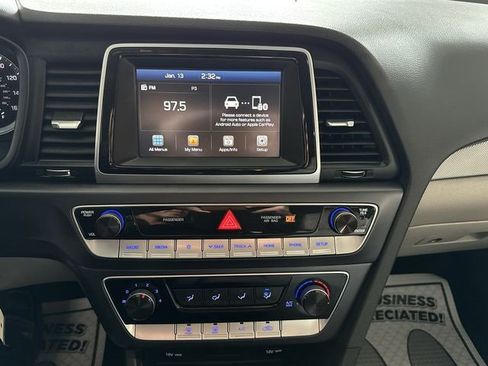 Used 2019 Hyundai Sonata SE image 13