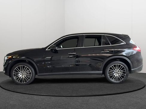 New 2025 Mercedes-Benz GLC 300 4MATIC image 3